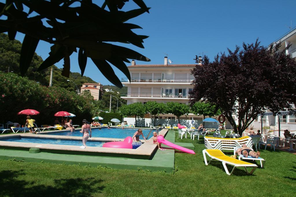 Checkin Flamingo Hotel L'Estartit Kültér fotó