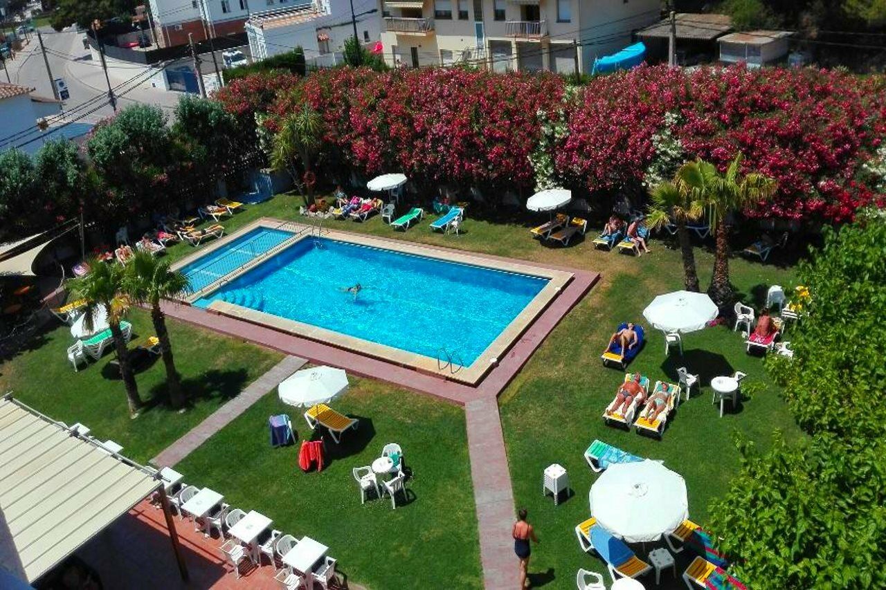 Checkin Flamingo Hotel L'Estartit Kültér fotó